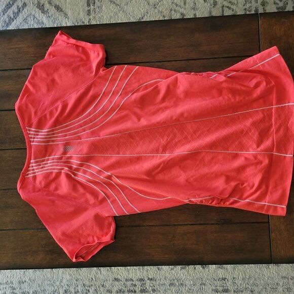 Athleta Retro Finish Fast Line Tee Pink/ Salmon Top S - Picture 5 of 5